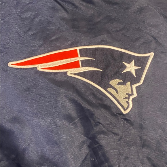 Fanatics Pro Line New England Patriots Navy/Gray Quilted Jacket Snap Enclosure - Picture 11 of 16